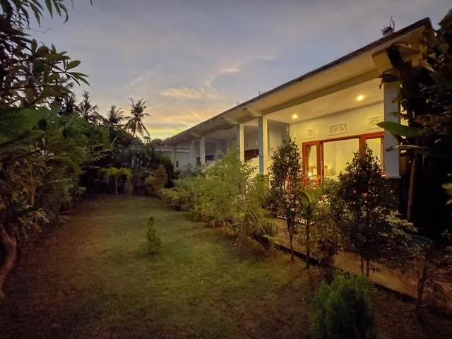 Rumah Diyah アメッド