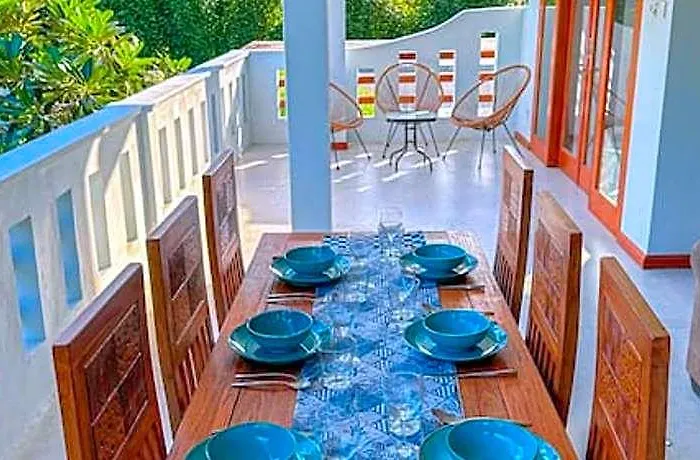 Bed & Breakfast Rumah Diyah Amed